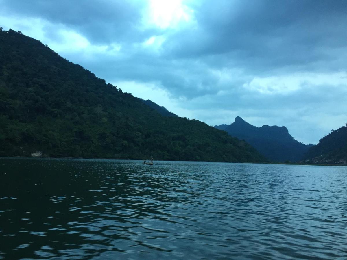 Hoang Quan Homestay Ba Be ภายนอก รูปภาพ